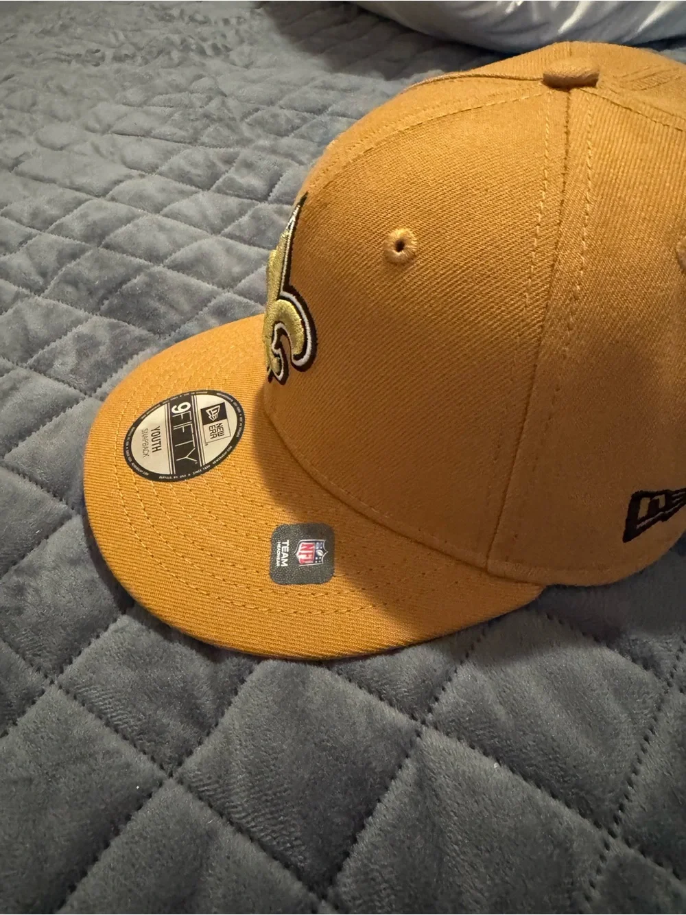 New Era gold Fleur-de-Lis 9FIFTY Youth Snapback Hat